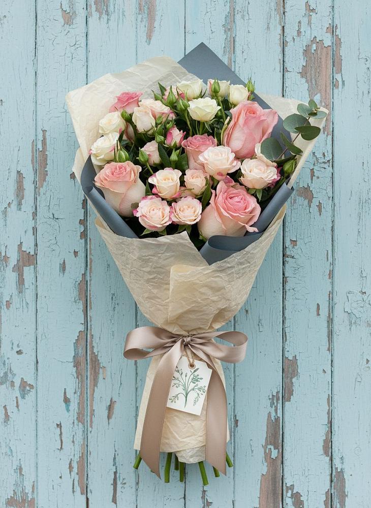 Букет цветов из: Розы в Домне