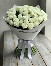 Букет 35 Белых роз в Домне