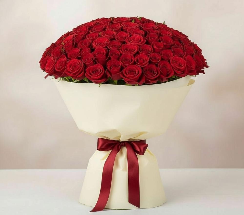Букет 101 Красная роза Милано в Домне