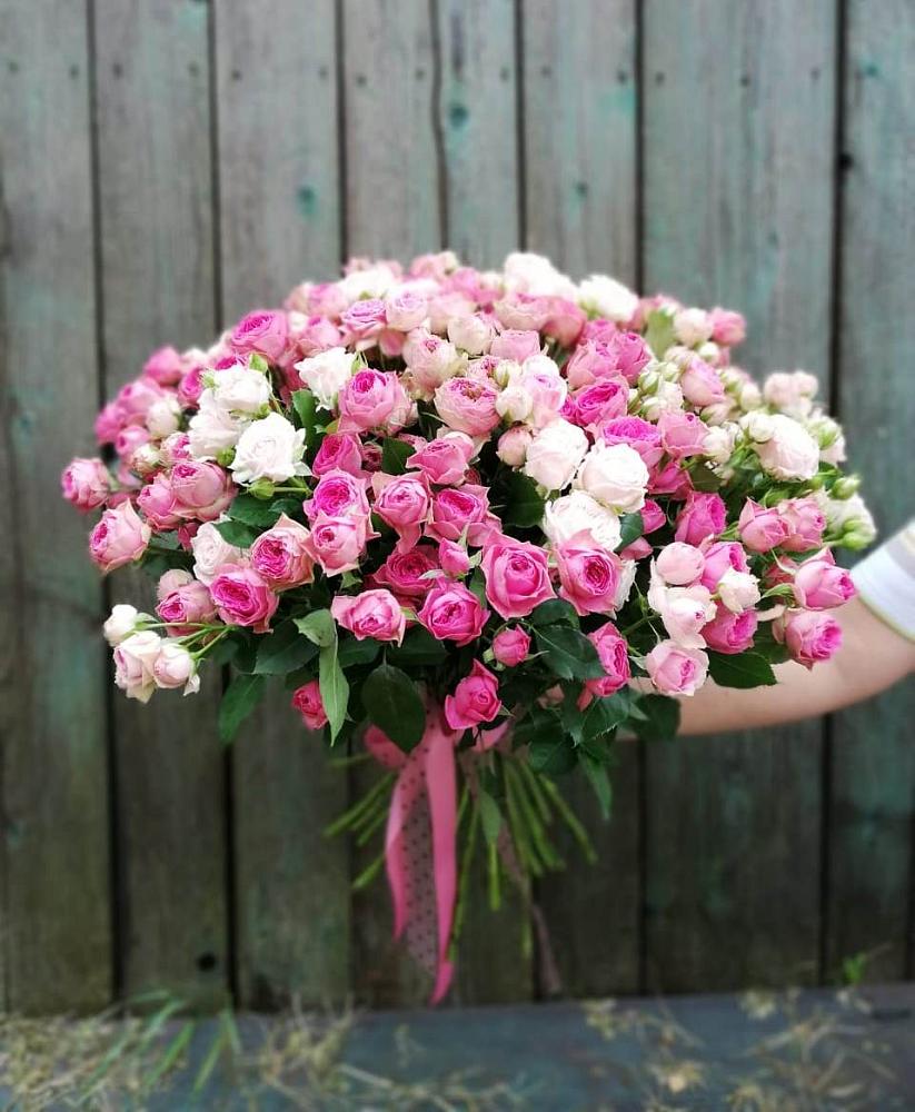 Букет Розовые кустовые розы Натали и Лав Лидия в Домне